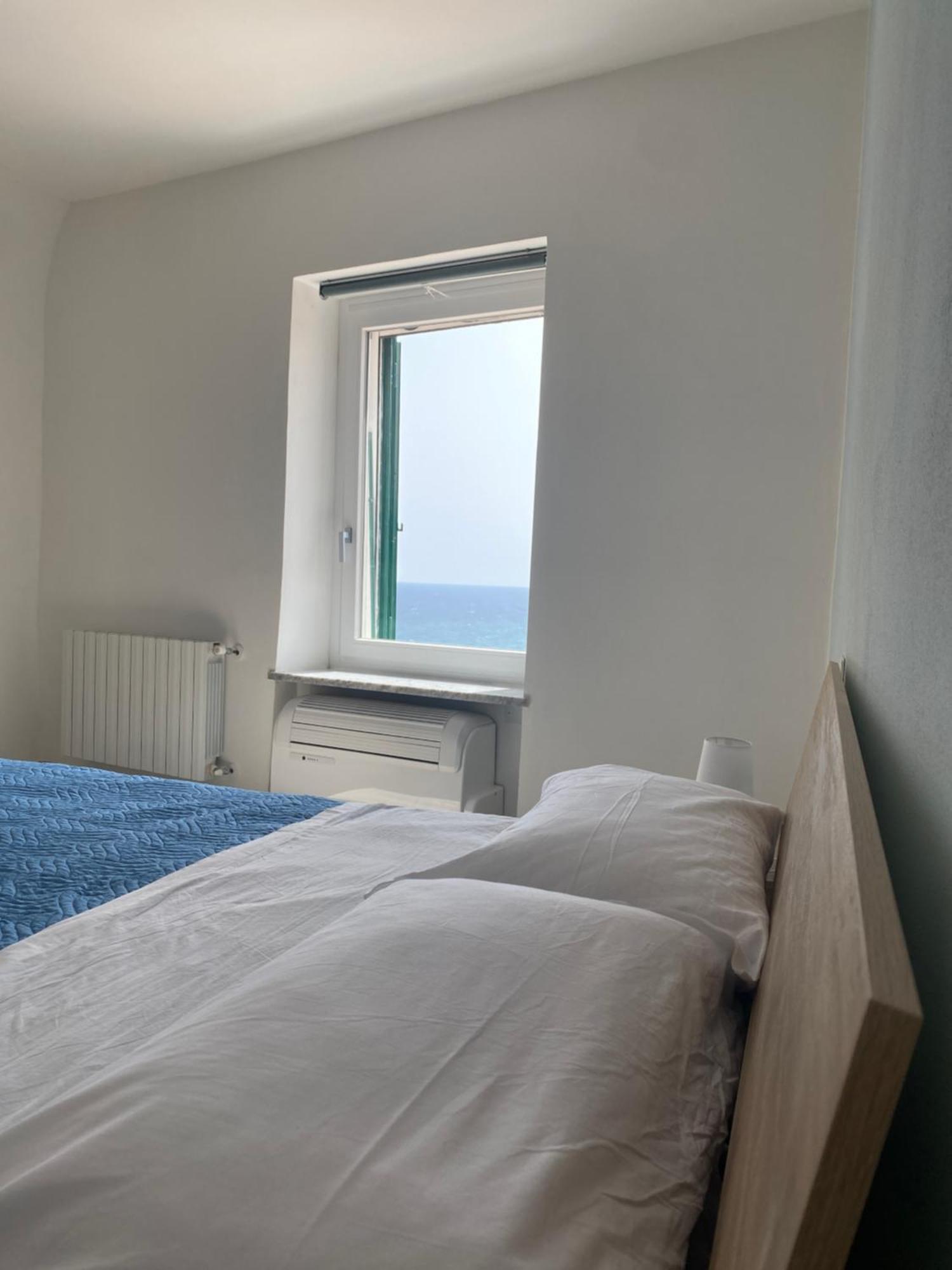 Casa Vacanze Merletto Imperia Exterior photo